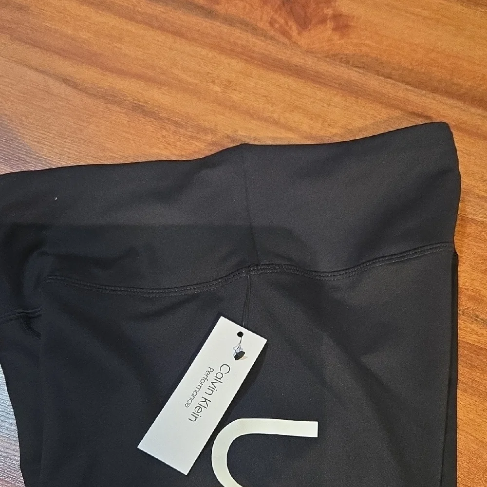 Calvin Klein Black Leggings Stretchy Athletic Wear NWT MEDIUM WOMEN - Picture 4 of 11